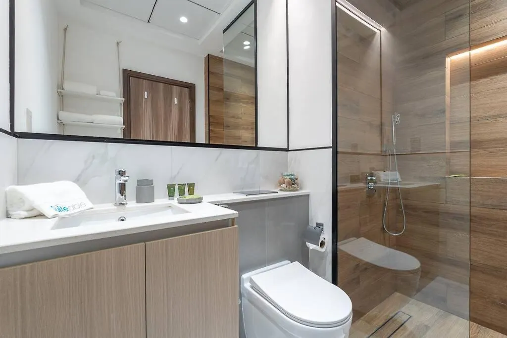 Tropical Loft With Working Station In Jvc Apartment Dubai