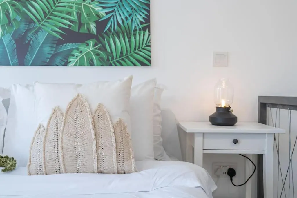 Tropical Loft With Working Station In Jvc Apartment Dubai United Arab Emirates