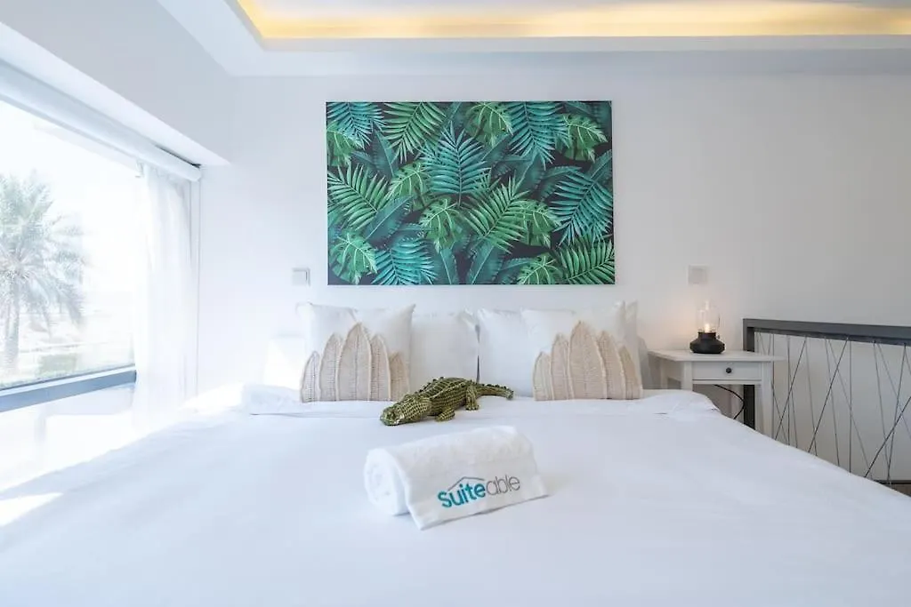 Tropical Loft With Working Station In Jvc Apartment Dubai