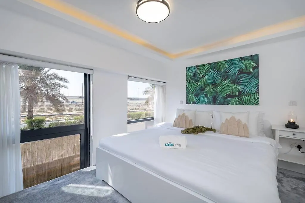 Tropical Loft With Working Station In Jvc Apartment Dubai