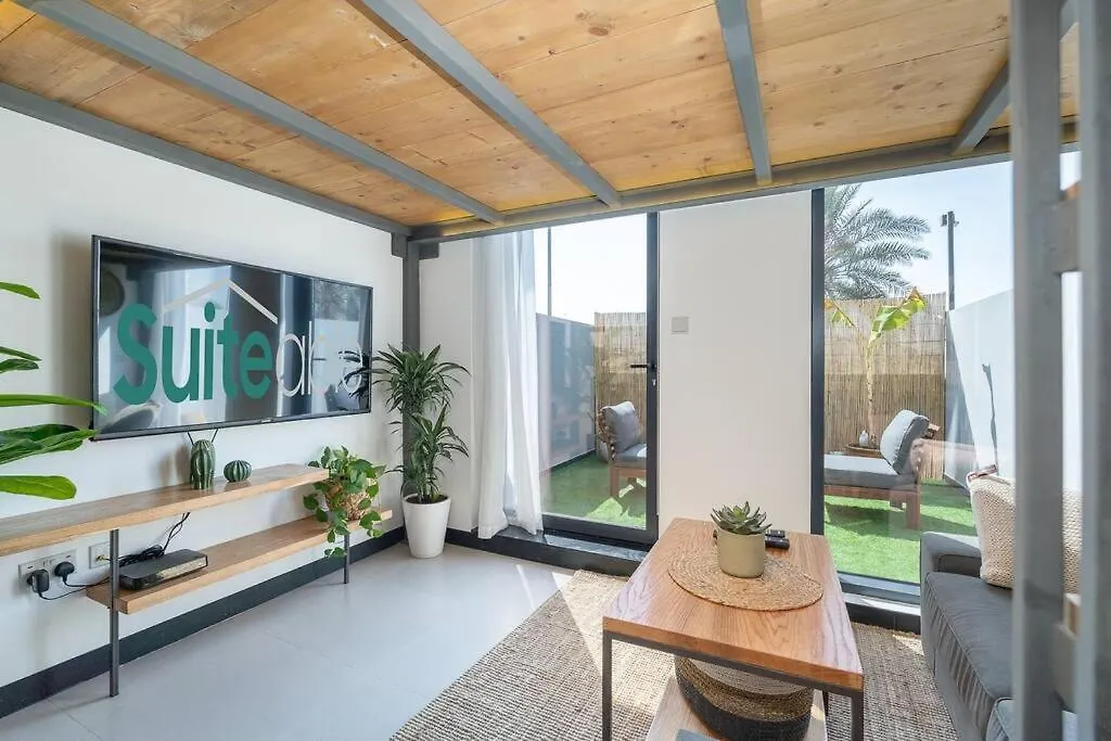 Tropical Loft With Working Station In Jvc Apartment Dubai United Arab Emirates