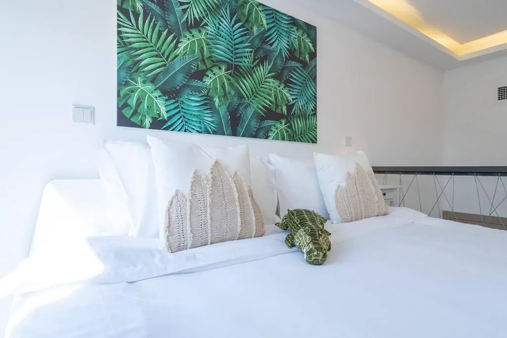 Appartamento Tropical Loft With Working Station In Jvc Dubai Emirati Arabi Uniti